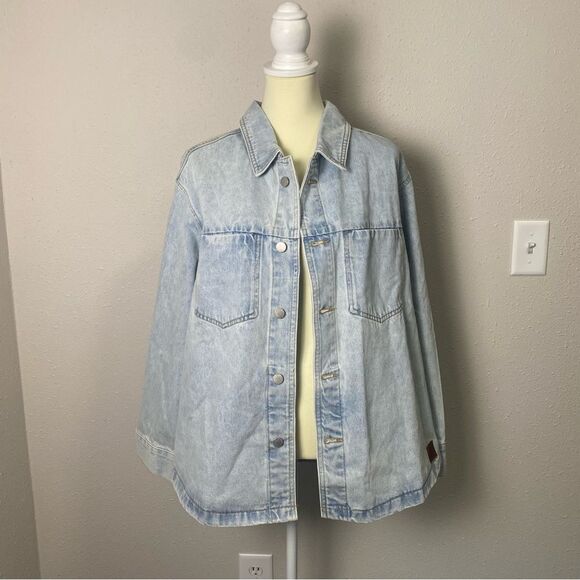 NWT Rip Curl Juniors' Venice Cotton Denim Shirt Jacket In Light Wash Size Medium - Picture 8 of 16